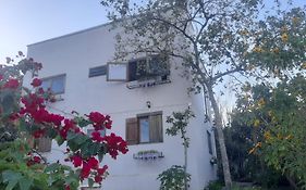 Casa em Alto Paraíso com vista para as montanhas no Eldorado ao lado do centro
